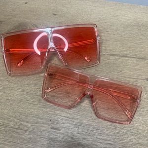 Mother-daughter sunglasses